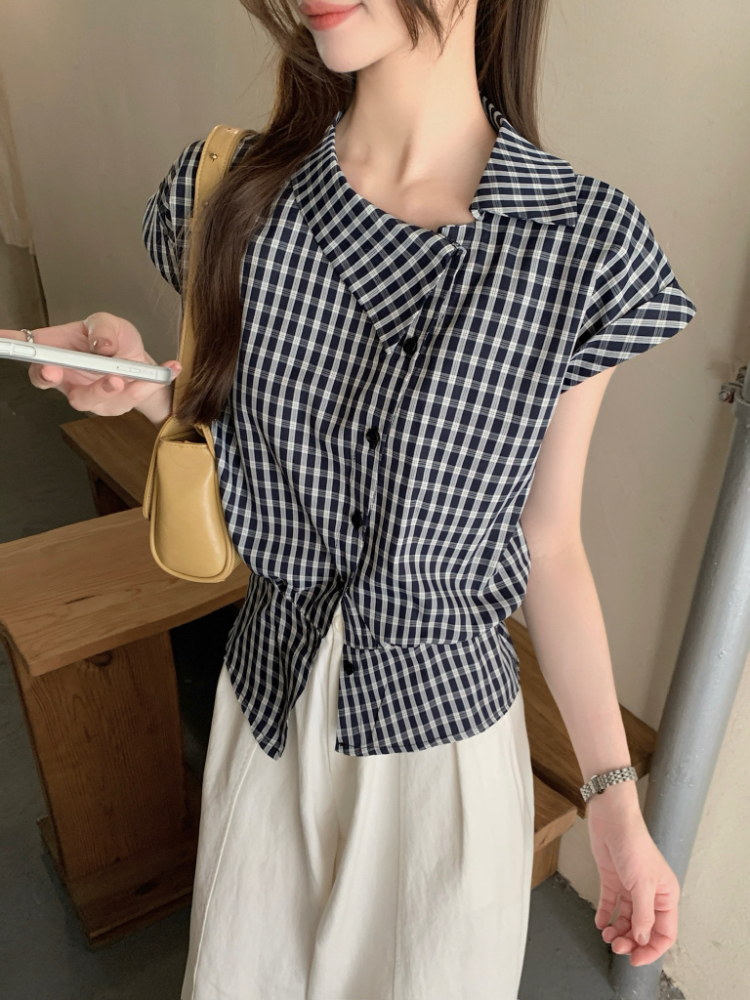 Irregular temperament oblique collar retro blue commuting shirt