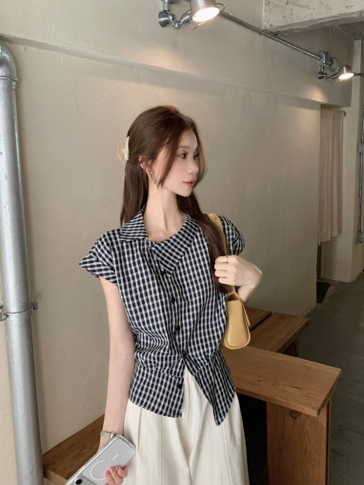 Irregular temperament oblique collar retro blue commuting shirt