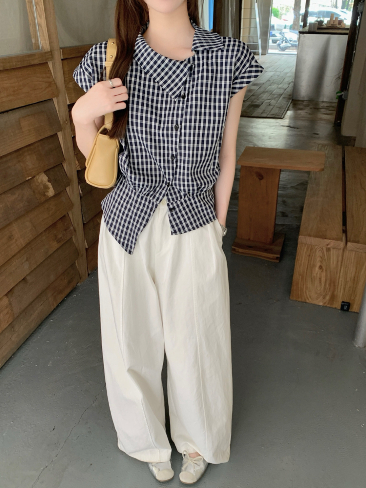 Irregular temperament oblique collar retro blue commuting shirt
