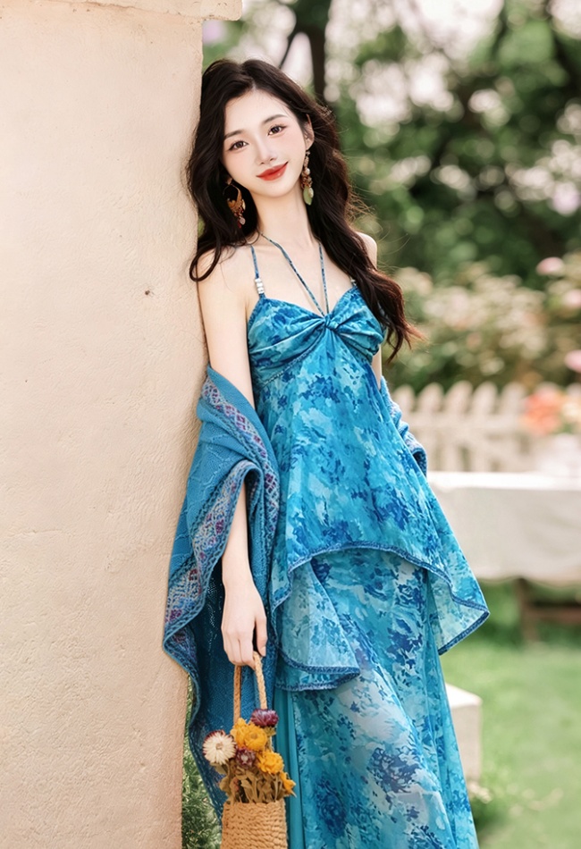 Collocation vacation shawl halter dress 2pcs set