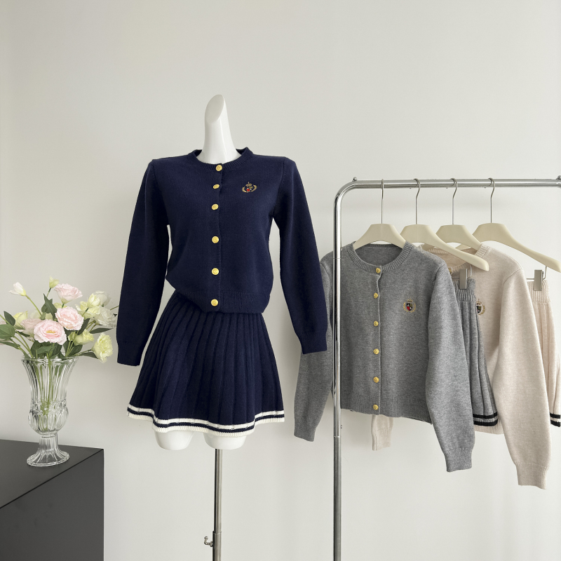 Tender skirt cardigan 2pcs set for women