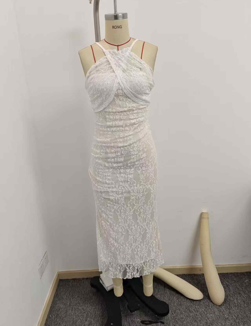 Slim lace romantic mermaid long fold sling dress