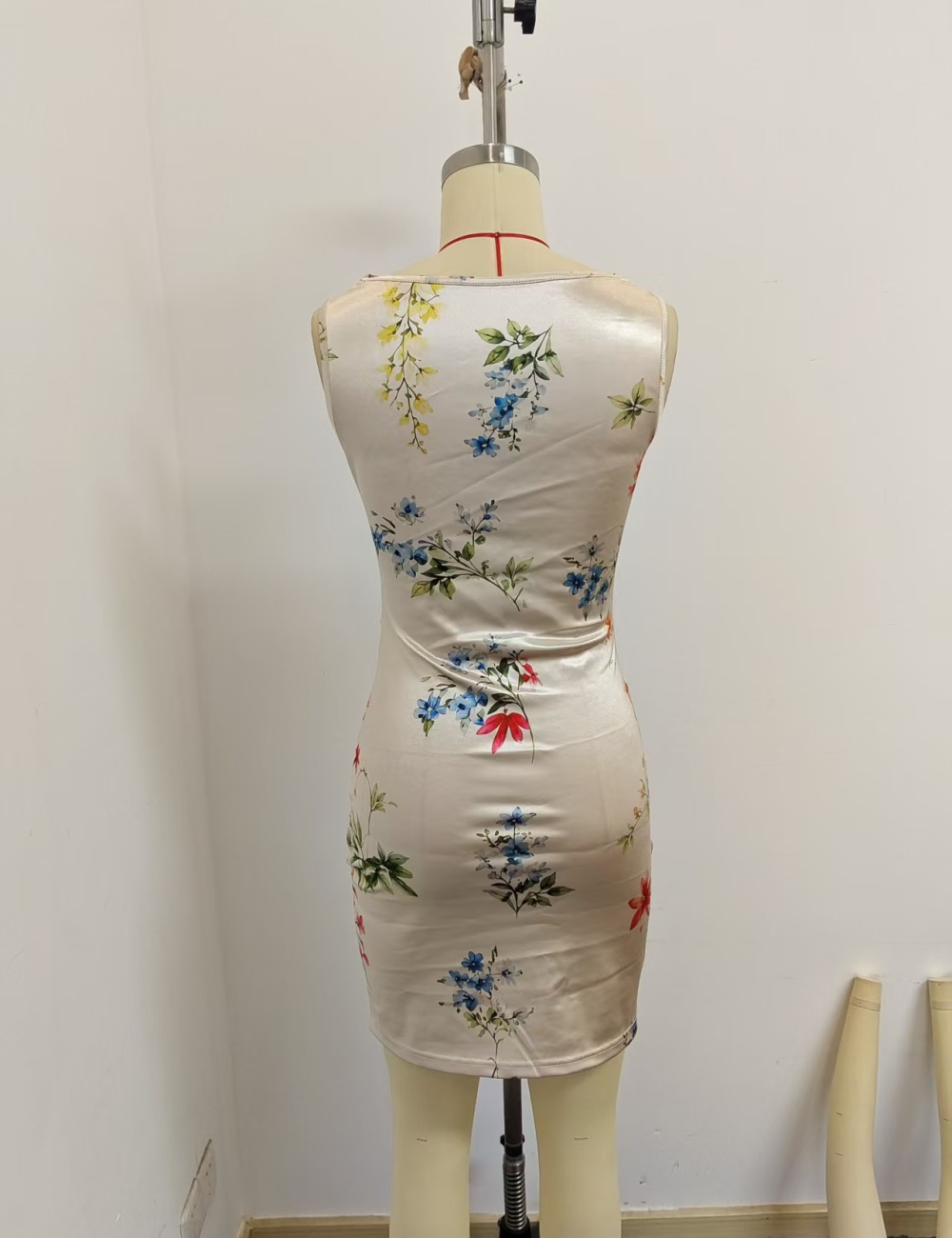 Satin fold short flowers pinched waist printing dress