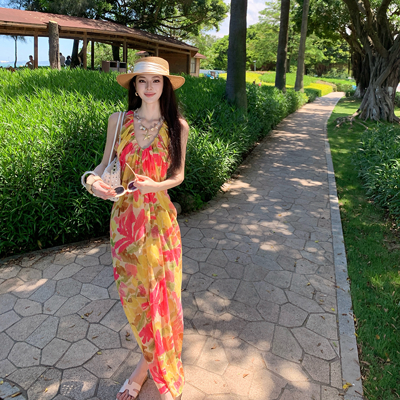Summer sleeveless long dress niche V-neck dress