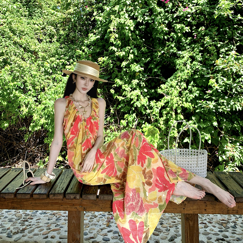 Summer sleeveless long dress niche V-neck dress