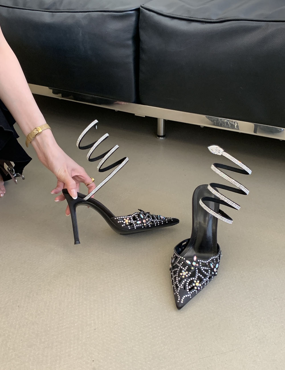 Pointed niche fine-root France style sandals for women