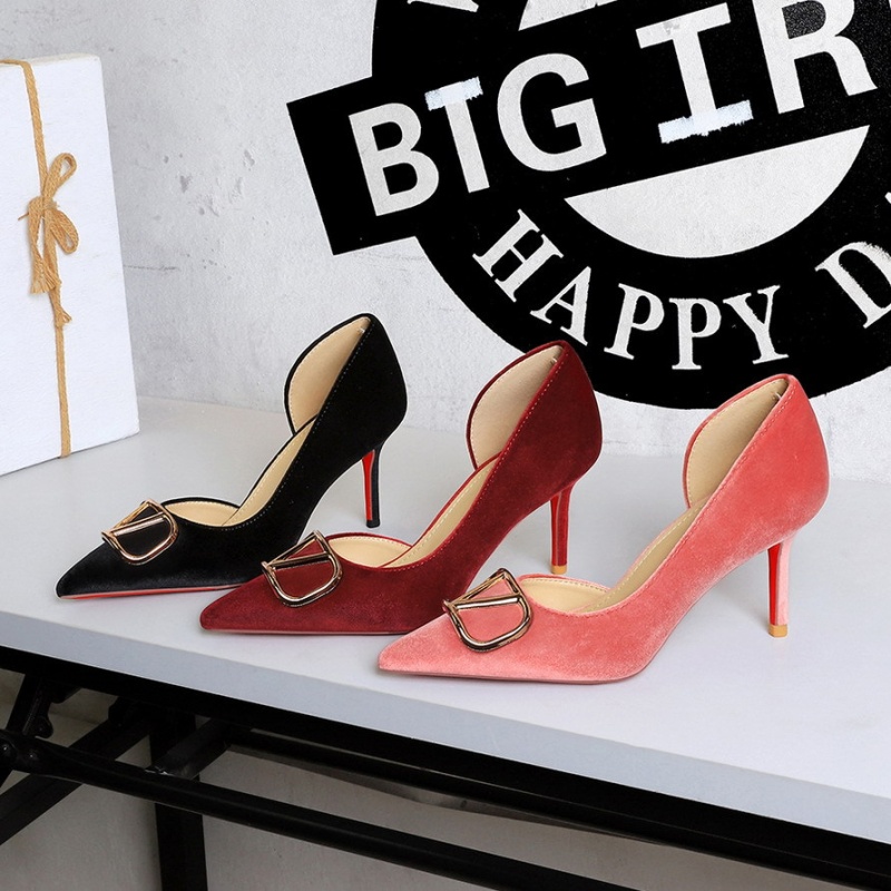 European style metal formal dress pointed shoes for women