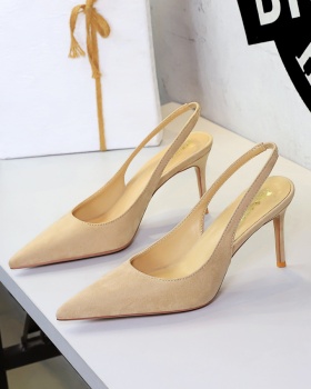 Low cozy stilettos European style wears outside sandals