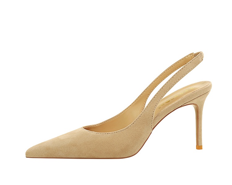 Low cozy stilettos European style wears outside sandals