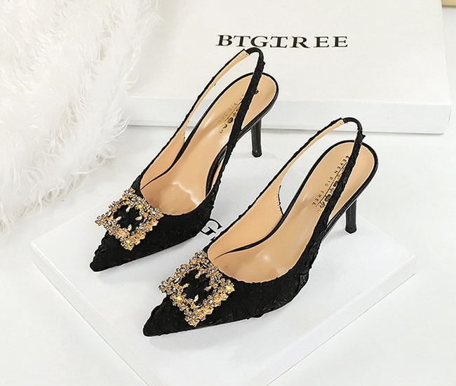 European style banquet stilettos side buckle sandals