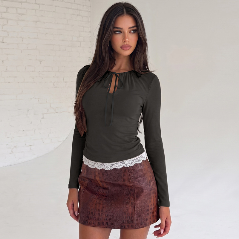 Long sleeve lace T-shirt fashion bottoming shirt for women