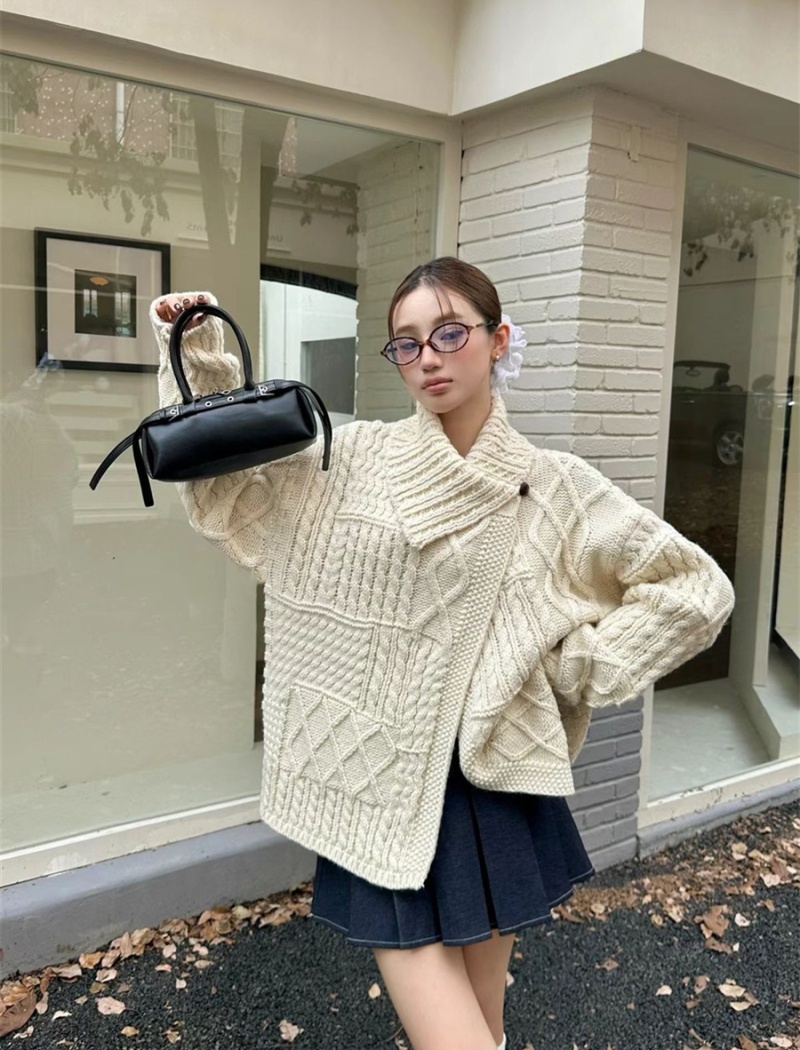 Twist loose tops knitted Korean style coat for women