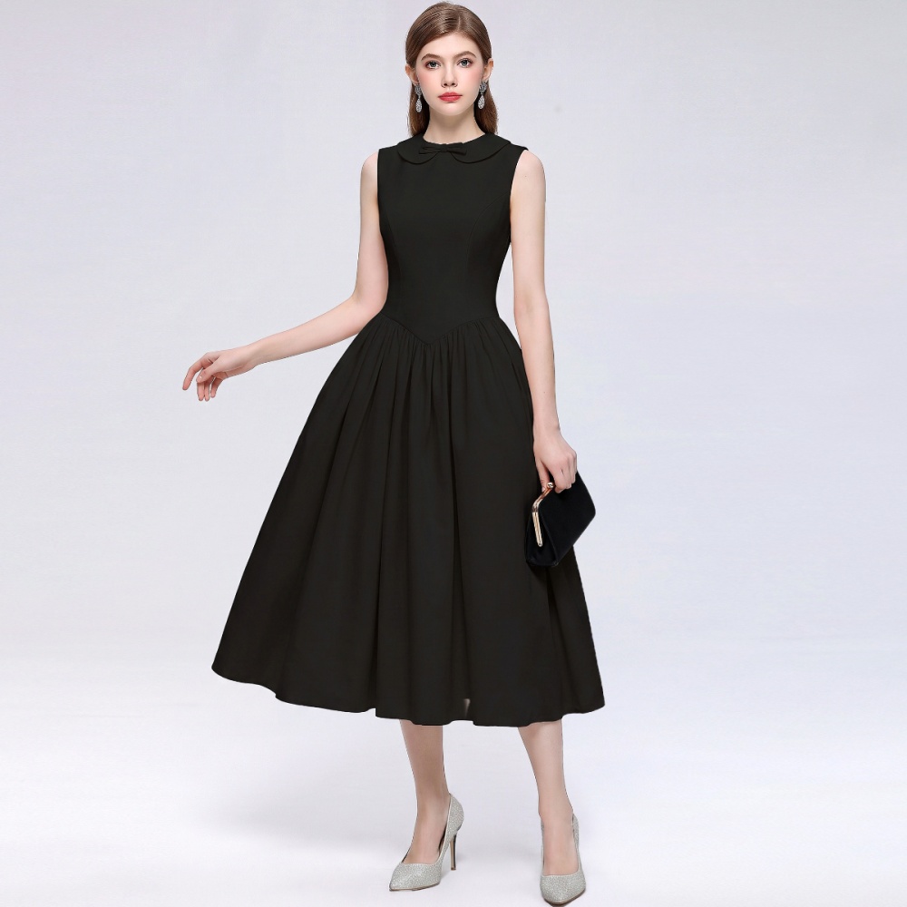 A-line Hepburn style sleeveless big skirt dress