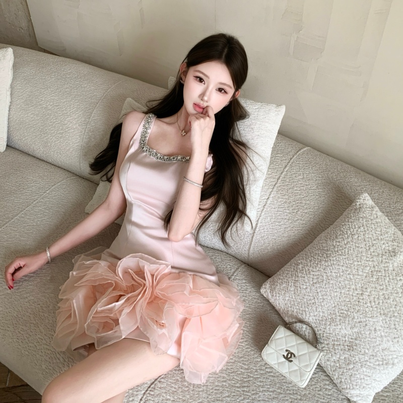 Pinched waist rhinestone dress temperament T-back