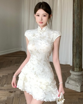 Chinese style slim T-back lace pinched waist dress