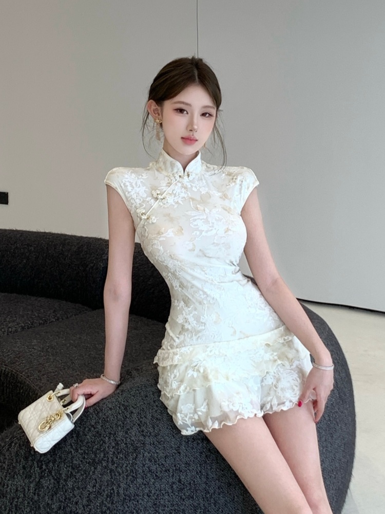 Chinese style slim T-back lace pinched waist dress