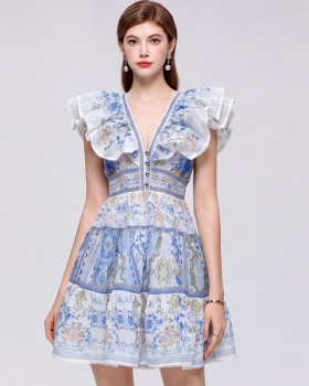 Temperament pinched waist dress vacation T-back