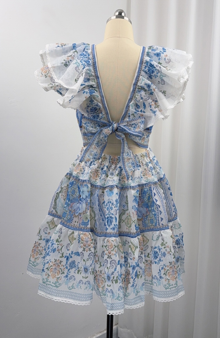 Temperament pinched waist dress vacation T-back