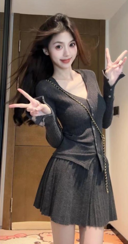 Dark-gray autumn and winter sweater slim skirt 2pcs set