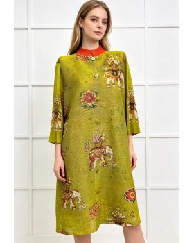 Pleats Please long straight hair show young printing dress