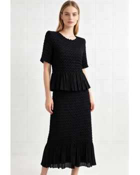 Light luxury Pleats Please short skirt summer tops 2pcs set