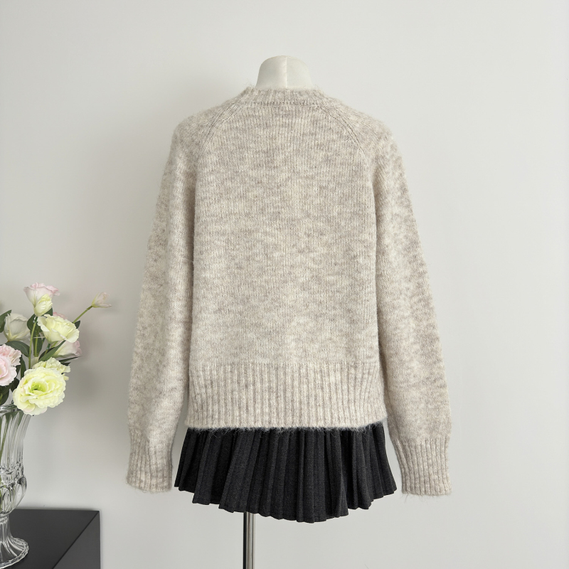 Autumn cubs tops Korean style sweater