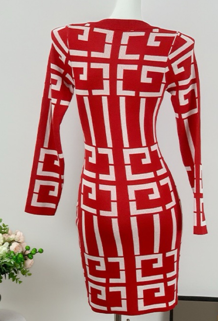 Bottoming dress inside the ride sweater for women