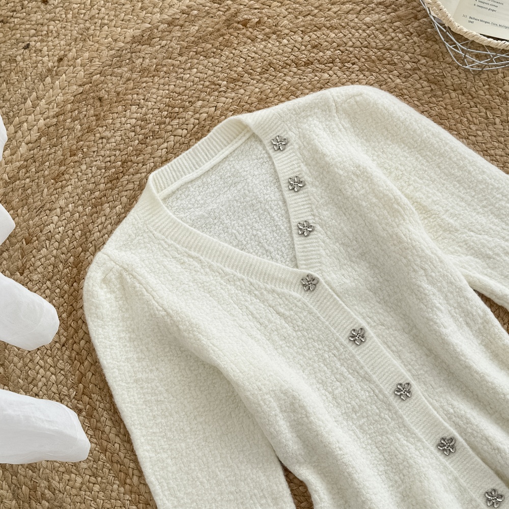 V-neck skirt hem cardigan pearl buckle tops for women