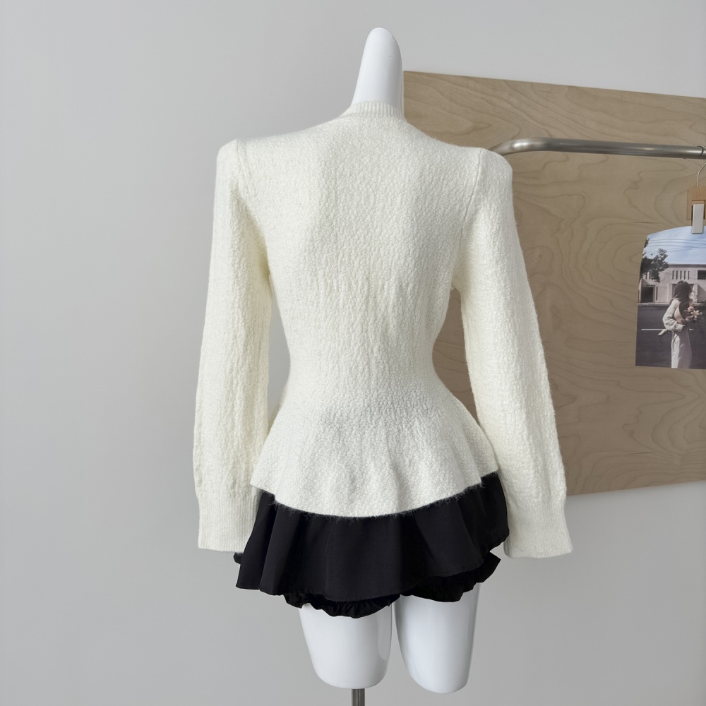 V-neck skirt hem cardigan pearl buckle tops for women