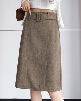Slim temperament five tenths woolen skirt