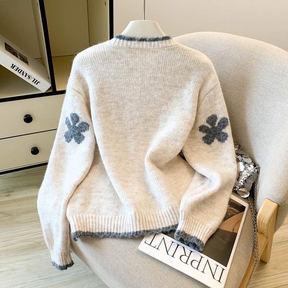 Show young cardigan embroidery sweater for women