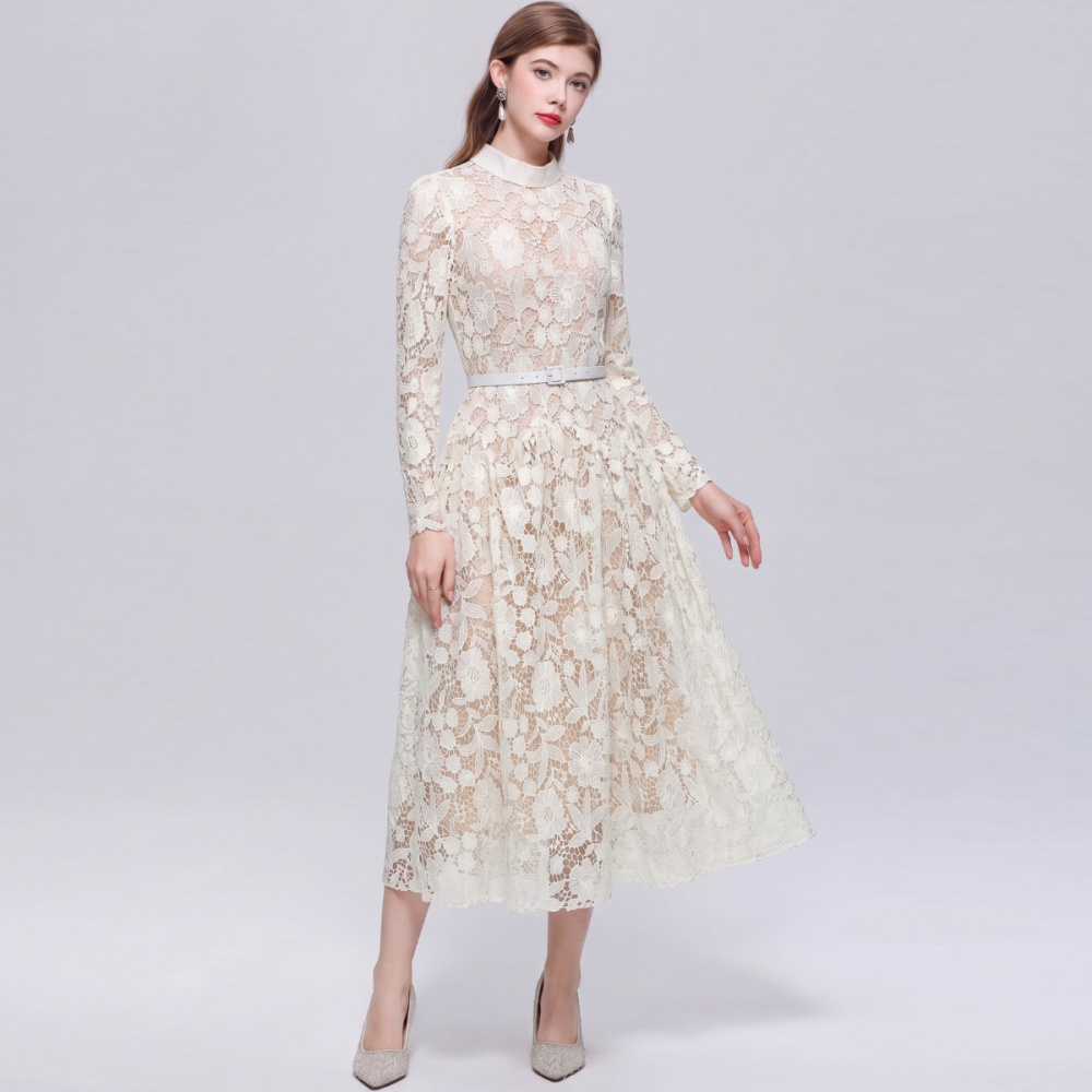 Temperament pinched waist flowers inside the ride dress