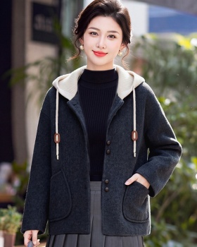 Two-sided wool short overcoat loose wool cap