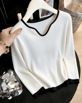 Screw thread autumn and winter V-neck pure sweater