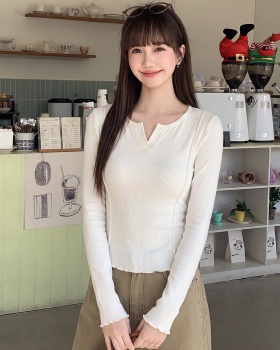 V-neck long sleeve T-shirt wood ear bottoming shirt