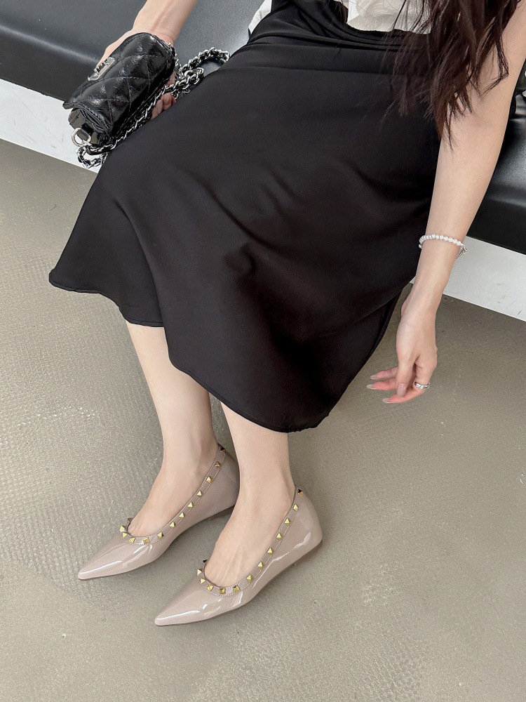 Portable pointed cozy flattie low classic shoes