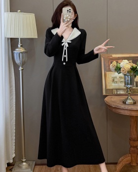 Temperament autumn and winter brooch large yard dress