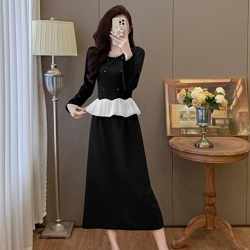 Beading slim lotus leaf edges round neck dress