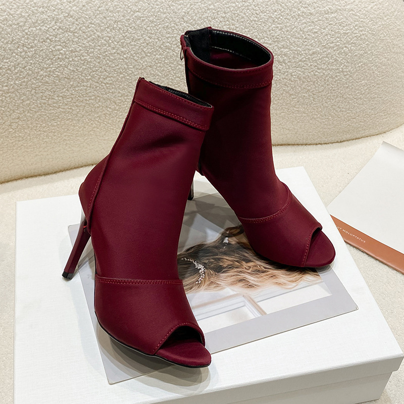 Dance fish mouth European style hollow summer boots