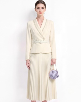 Elegant V-neck tops pinched waist skirt a set