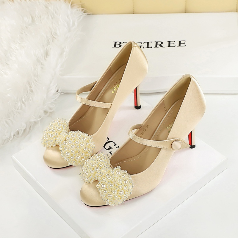 Fashion European style stilettos cingulate pearl shoes