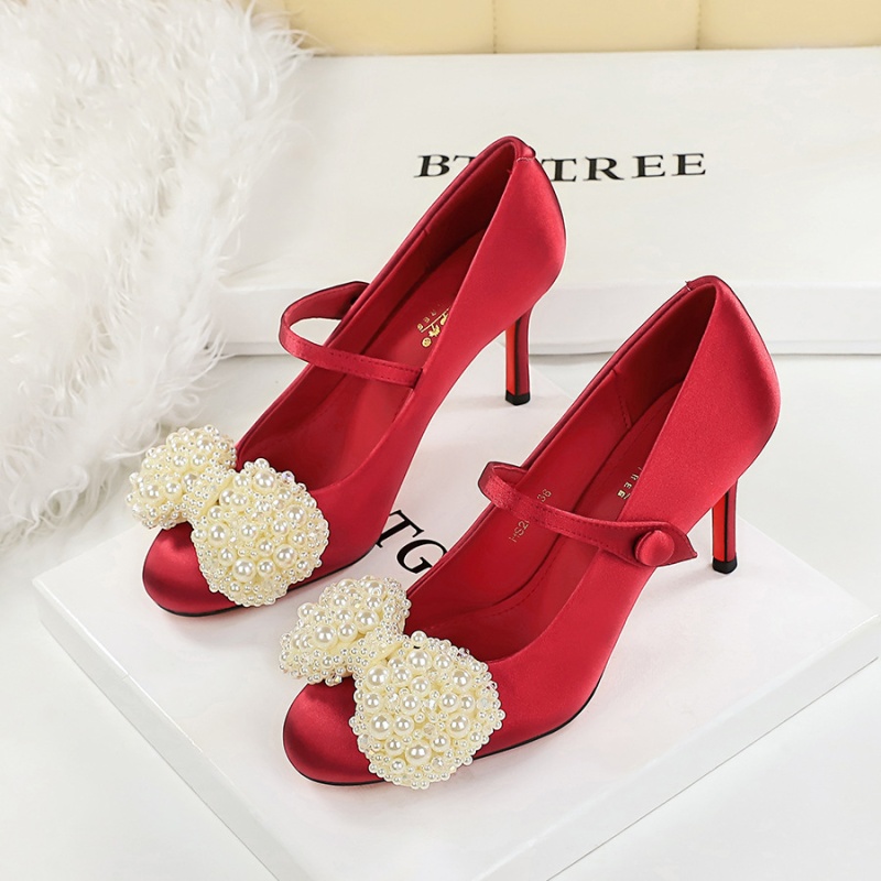 Fashion European style stilettos cingulate pearl shoes