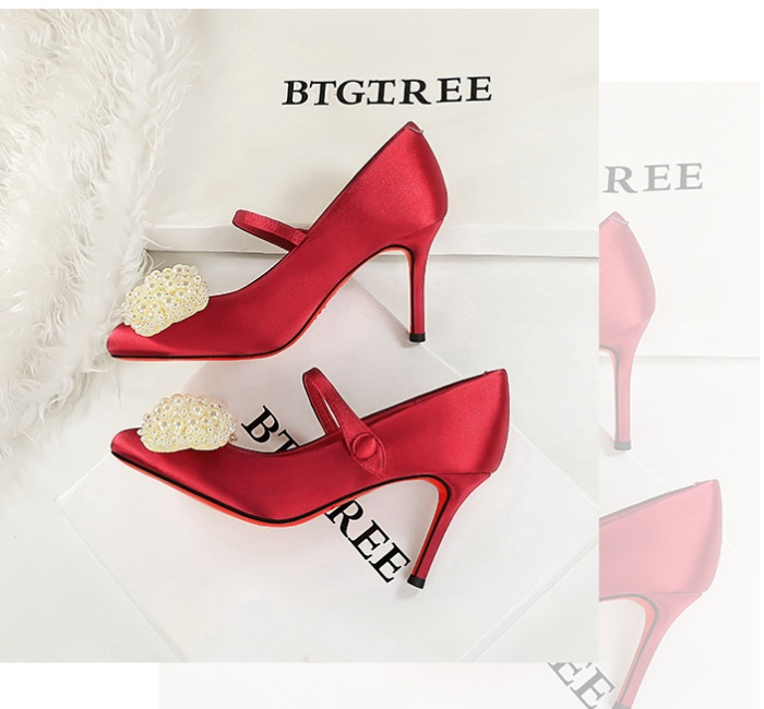 Fashion European style stilettos cingulate pearl shoes