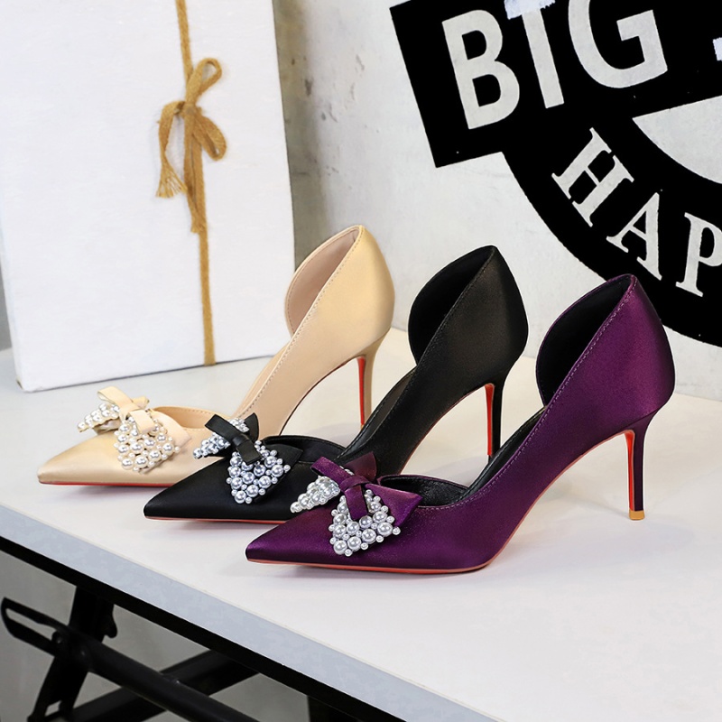 Pearl banquet bow pointed ornament shoes