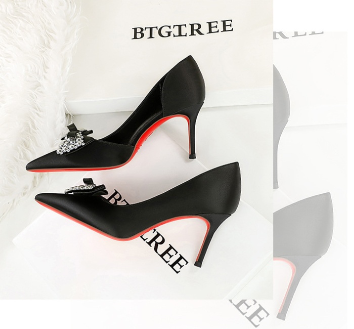 Pearl banquet bow pointed ornament shoes