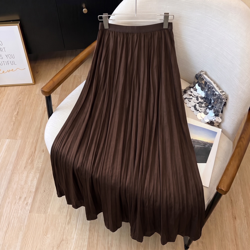 Pleated autumn A-line skirt for women
