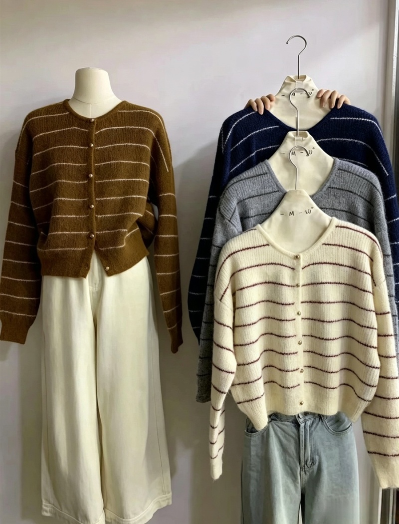 Autumn and winter coat show young cardigan for women