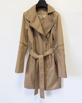 Long European style coat fashion windbreaker