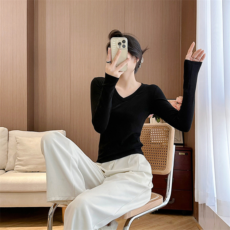 V-neck T-shirt long sleeve bottoming shirt for women