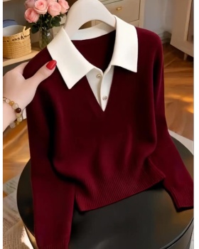 V-neck pullover red mixed colors sweater for women